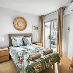 公寓 Moderne, Piscine, Parking Proche Des Plages