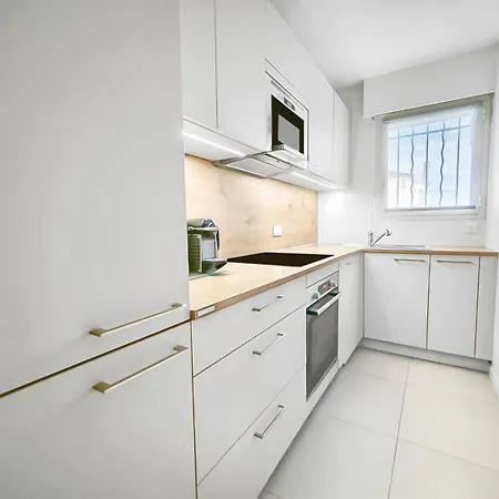 Moderne, Piscine, Parking Proche Des Plages Apartment *