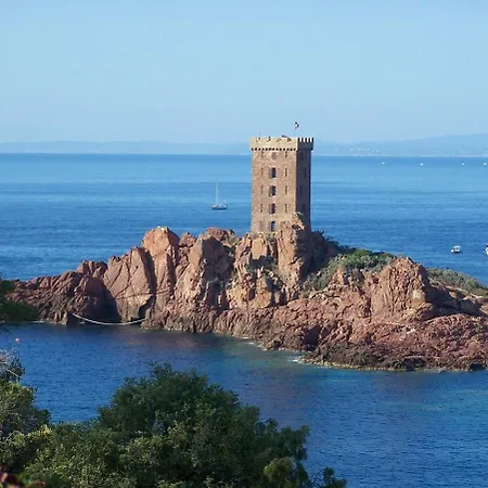 Apartment Moderne, Piscine, Parking Proche Des Plages *