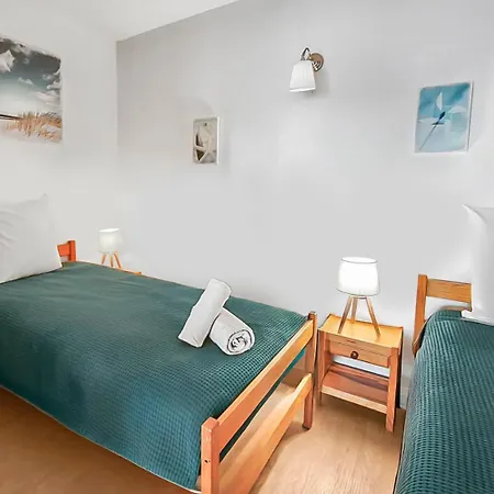 Apartment Moderne, Piscine, Parking Proche Des Plages *