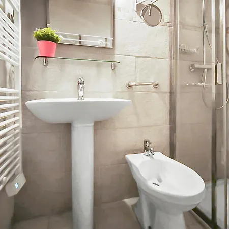 Moderne, Piscine, Parking Proche Des Plages Saint-Raphael (Var)