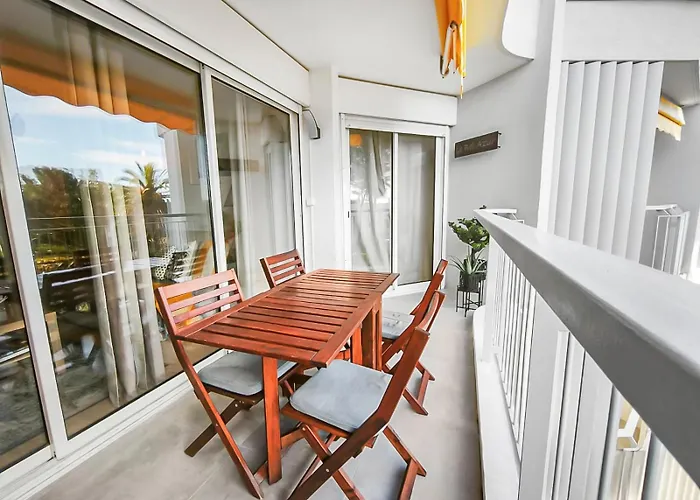 Апартаменты Moderne, Piscine, Parking Proche Des Plages