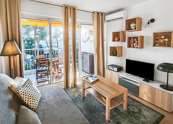 Moderne, Piscine, Parking Proche Des Plages Сен-Рафаэль