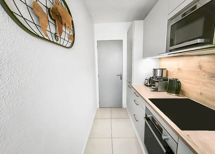 Апартаменты Moderne, Piscine, Parking Proche Des Plages