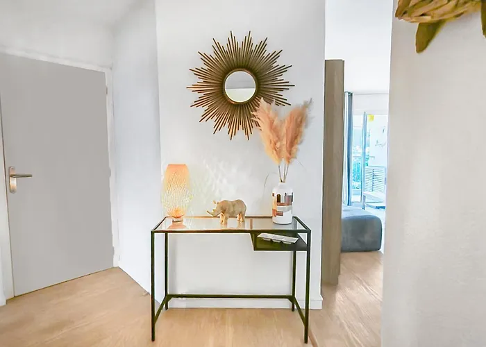 Moderne, Piscine, Parking Proche Des Plages Апартаменты