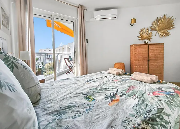 Moderne, Piscine, Parking Proche Des Plages * Сен-Рафаэль